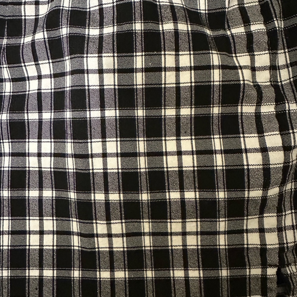 Black and white plaid miniskirt - Picture 3 of 6